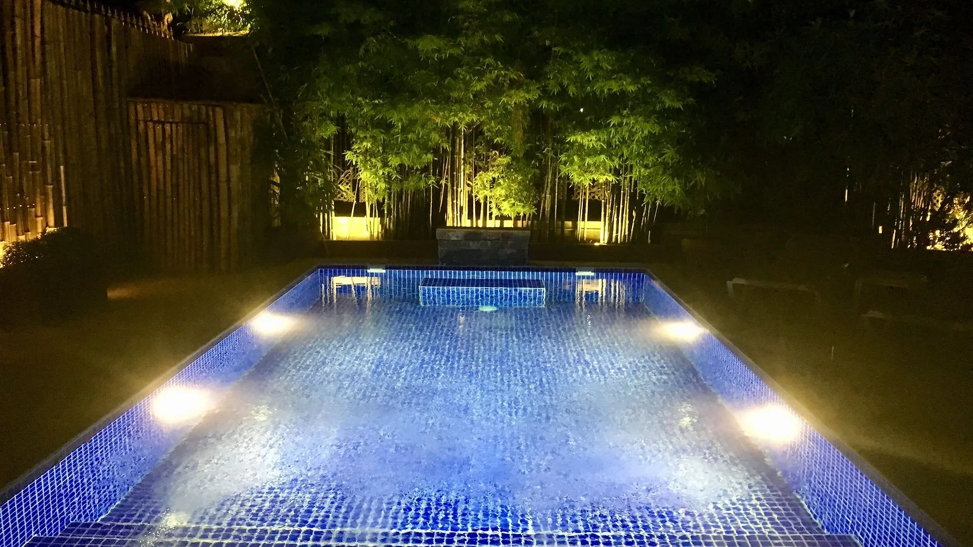Le Dartagnan Luxury Villa Resort Sihanoukville Otel