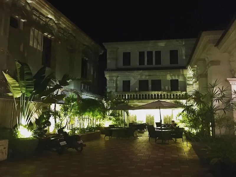 *** Otel Le Dartagnan Luxury Villa Resort Sihanoukville Kamboçya