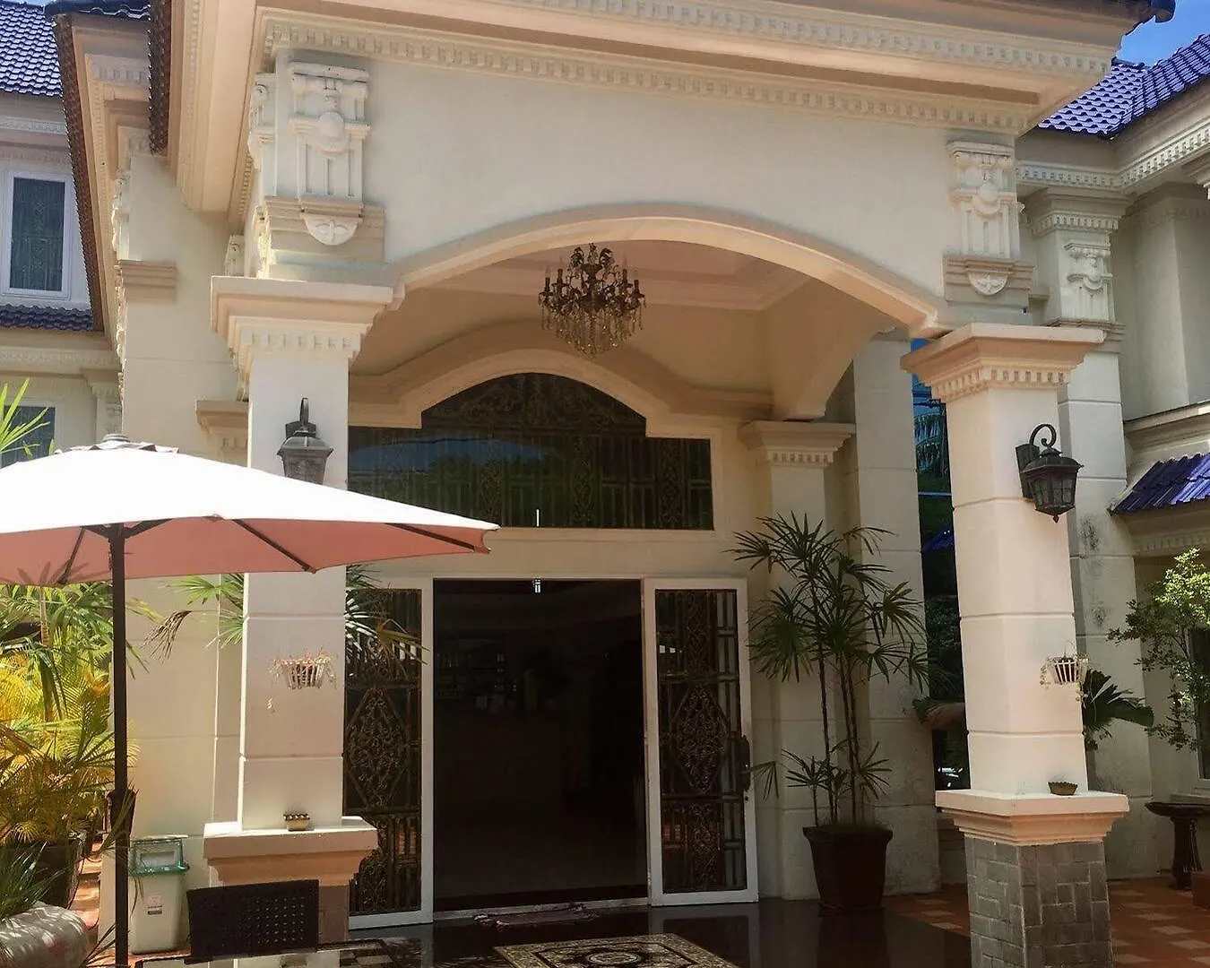 *** Hotel Le Dartagnan Luxury Villa Resort Sihanoukville Cambodja